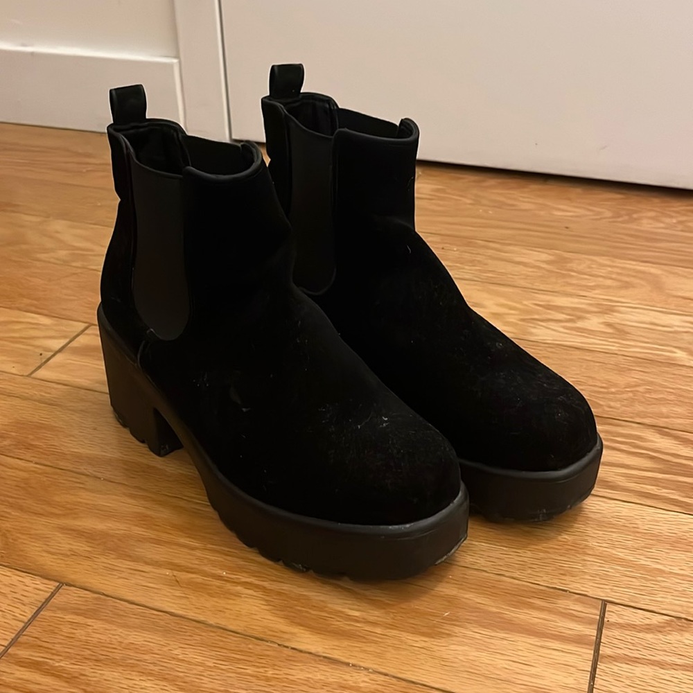 Koi Footwear Kai Chunky Chelsea Boots (Black Vegan Suede)